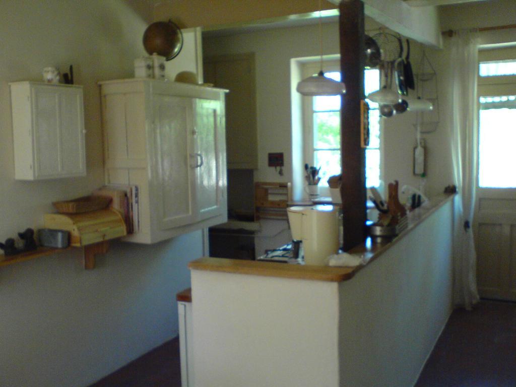 Les Champys Hostal Saint-Péreuse Exterior foto